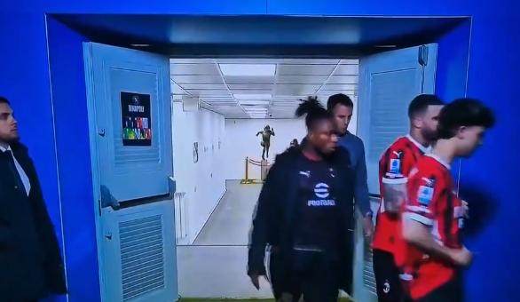 1743665089749032942.png 沃克冤枉费利克斯了 他哪敢自比梅西 他每球必传