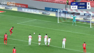 加布里埃尔失点!刘若钒造点 加布里埃尔点球踢飞,海港仍0-0玉昆