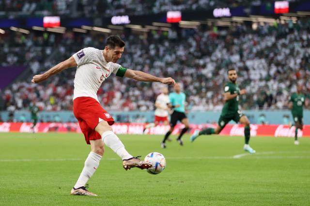 多多28-【世界杯】3C扑点，莱万世界杯首球，波兰2比0沙特